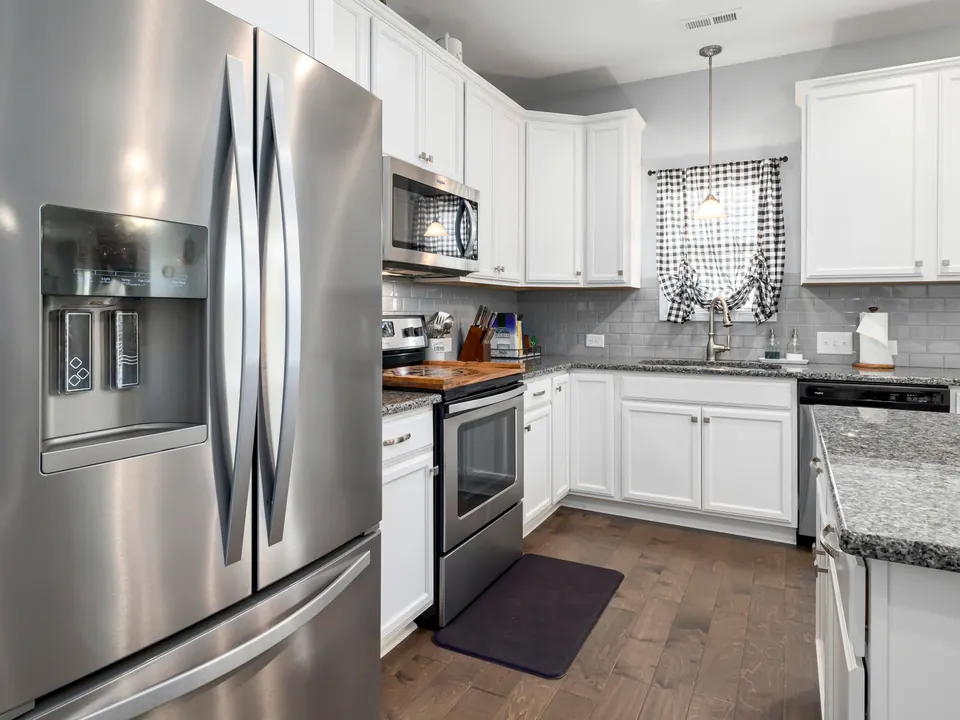 Ice maker
 repair in Nashville
